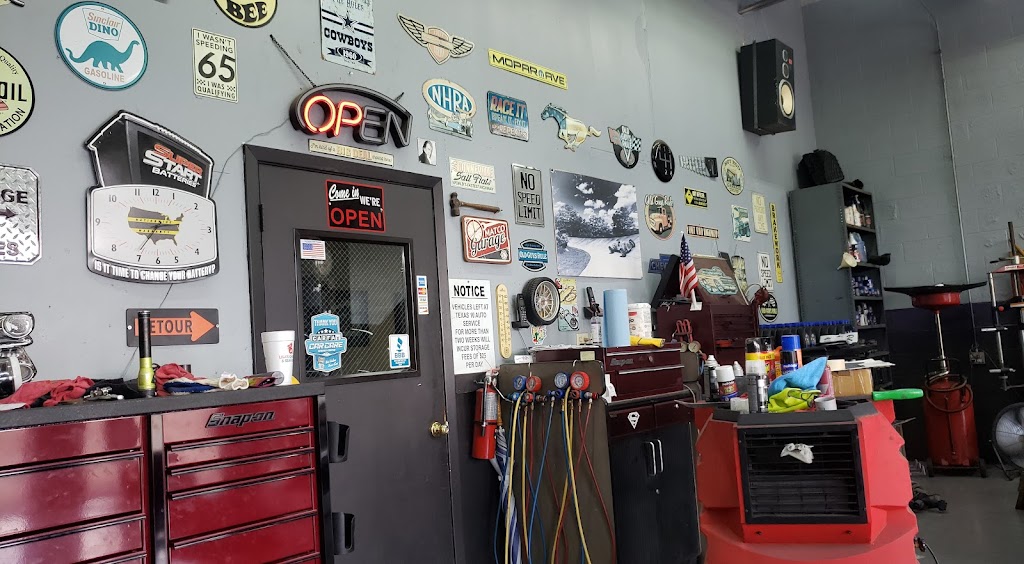 Charlies Texas 10 Auto Service | 800 W Hurst Blvd, Hurst, TX 76053, USA | Phone: (817) 284-4124