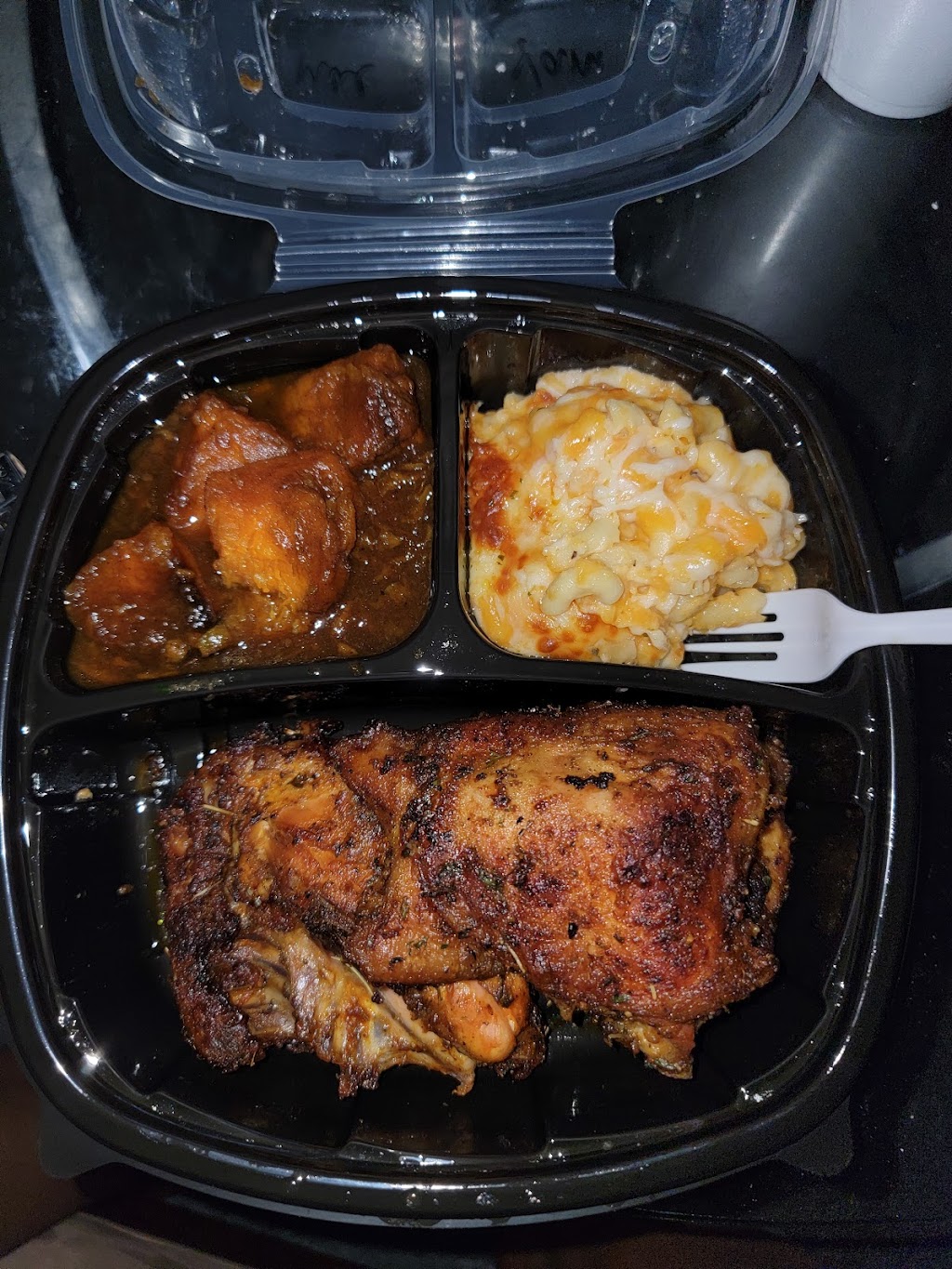 Oooh Wee It Is | 2208 E State St, Burnham, IL 60633, USA | Phone: (708) 933-0363