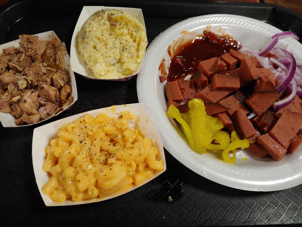 Boss Hogs BBQ | 314 W 8th Ave, Winfield, KS 67156 | Phone: (620) 402-2972