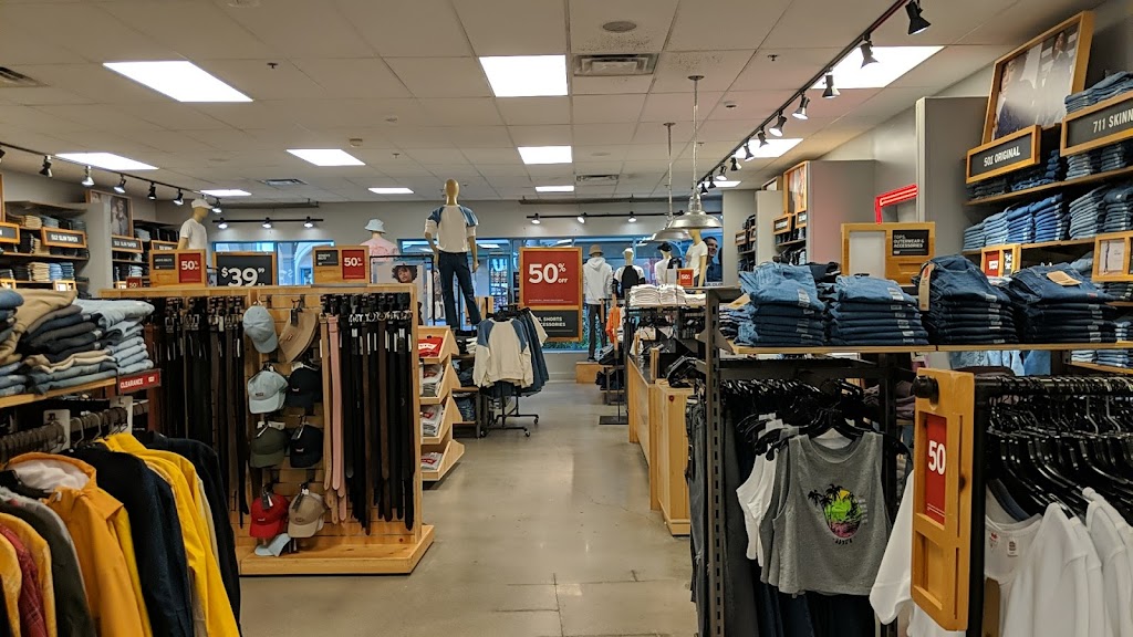 Levis Outlet Store | 5461 Factory Shops Blvd Suite- 845, Ellenton, FL 34222, USA | Phone: (941) 722-7578