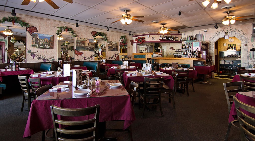 Giuseppes Restaurant | 49120 Gratiot Ave, New Baltimore, MI 48051, USA | Phone: (586) 948-4900