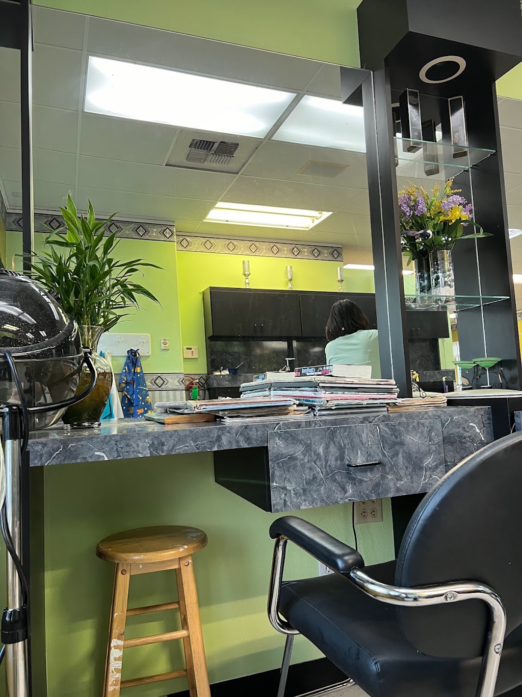 Mai Hair Salon | 2610 SE 162nd Ave, Portland, OR 97236, USA | Phone: (503) 760-5300