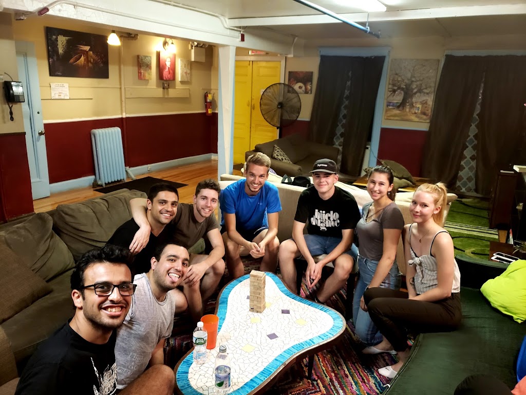 International Student Center Youth Hostel | 38 W 88th St, New York, NY 10024, USA | Phone: (212) 787-7706