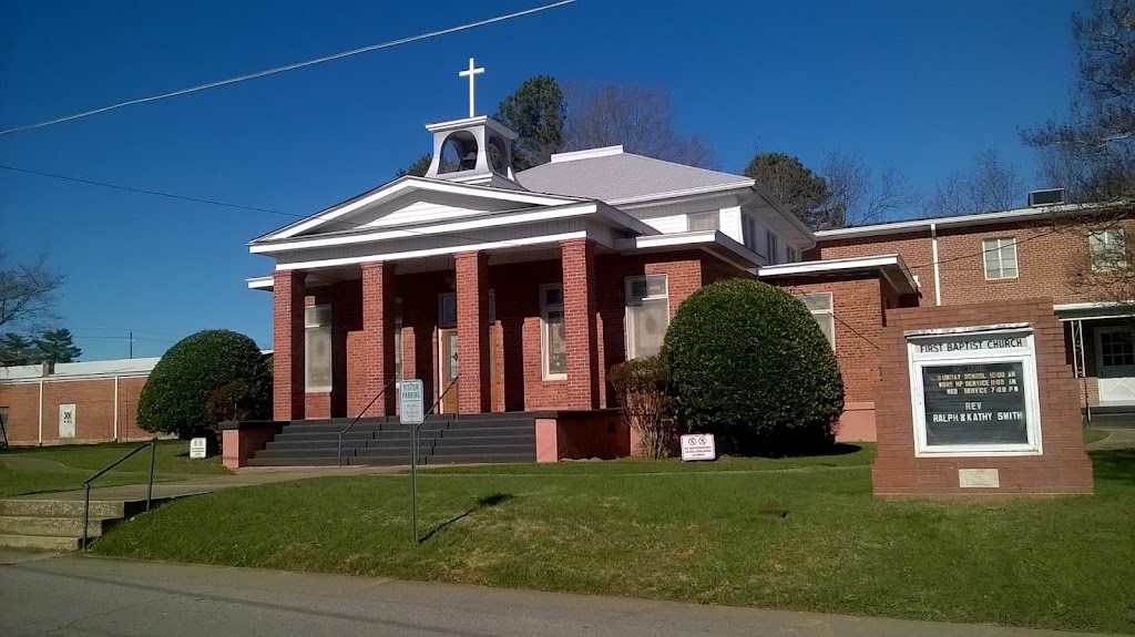 First Baptist Church | 126 East St, Star, NC 27356, USA | Phone: (910) 428-4142