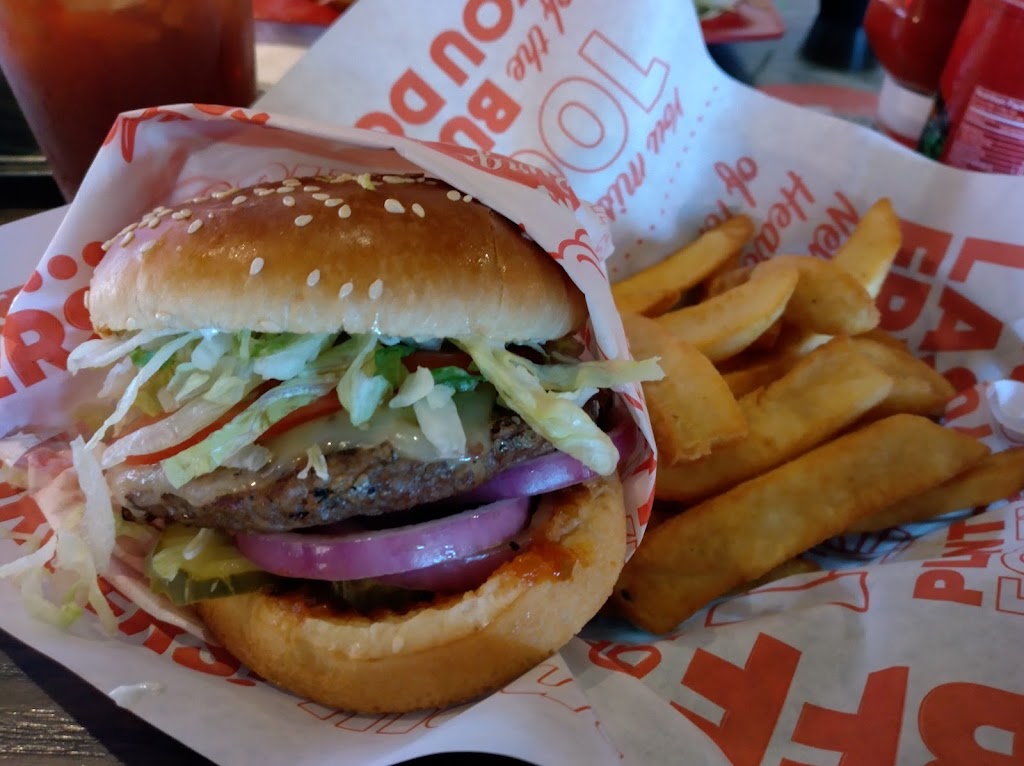 Red Robin Gourmet Burgers and Brews | 7860 W Tropical Pkwy, Las Vegas, NV 89149, USA | Phone: (702) 656-0096