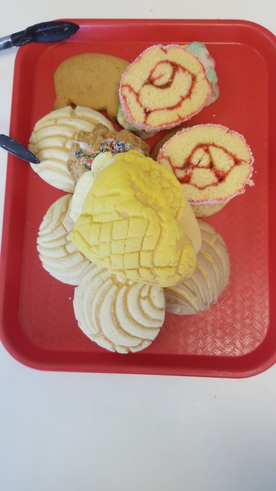Panaderia Genesis 2000 | 4276 N Sierra Way Unit C, San Bernardino, CA 92407, USA | Phone: (909) 886-3380