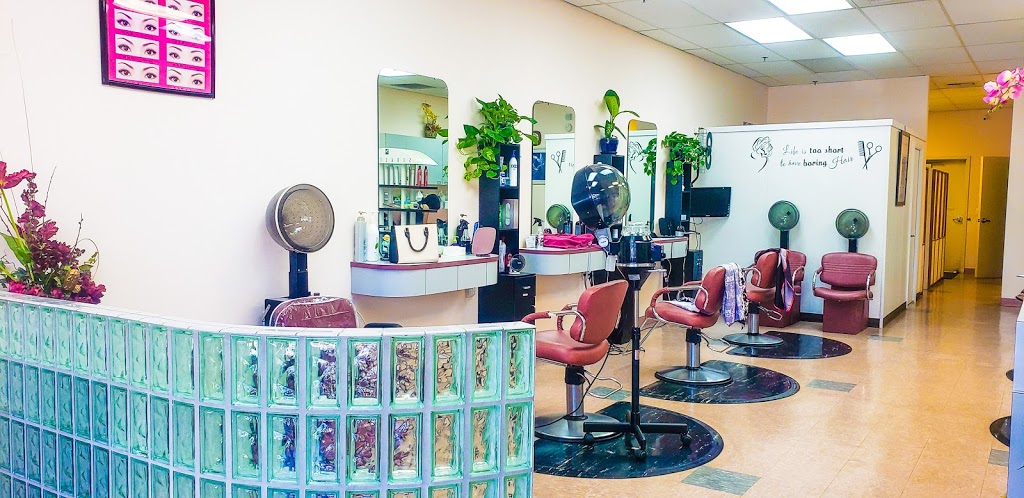 Snips Beauty Salon | 9170 Elk Grove Florin Rd # B, Elk Grove, CA 95624, USA | Phone: (916) 685-3601