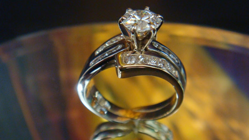 JB Fine Jewelry & Precious Gems | 7605 Gunn Hwy A, Tampa, FL 33625, USA | Phone: (813) 926-2233