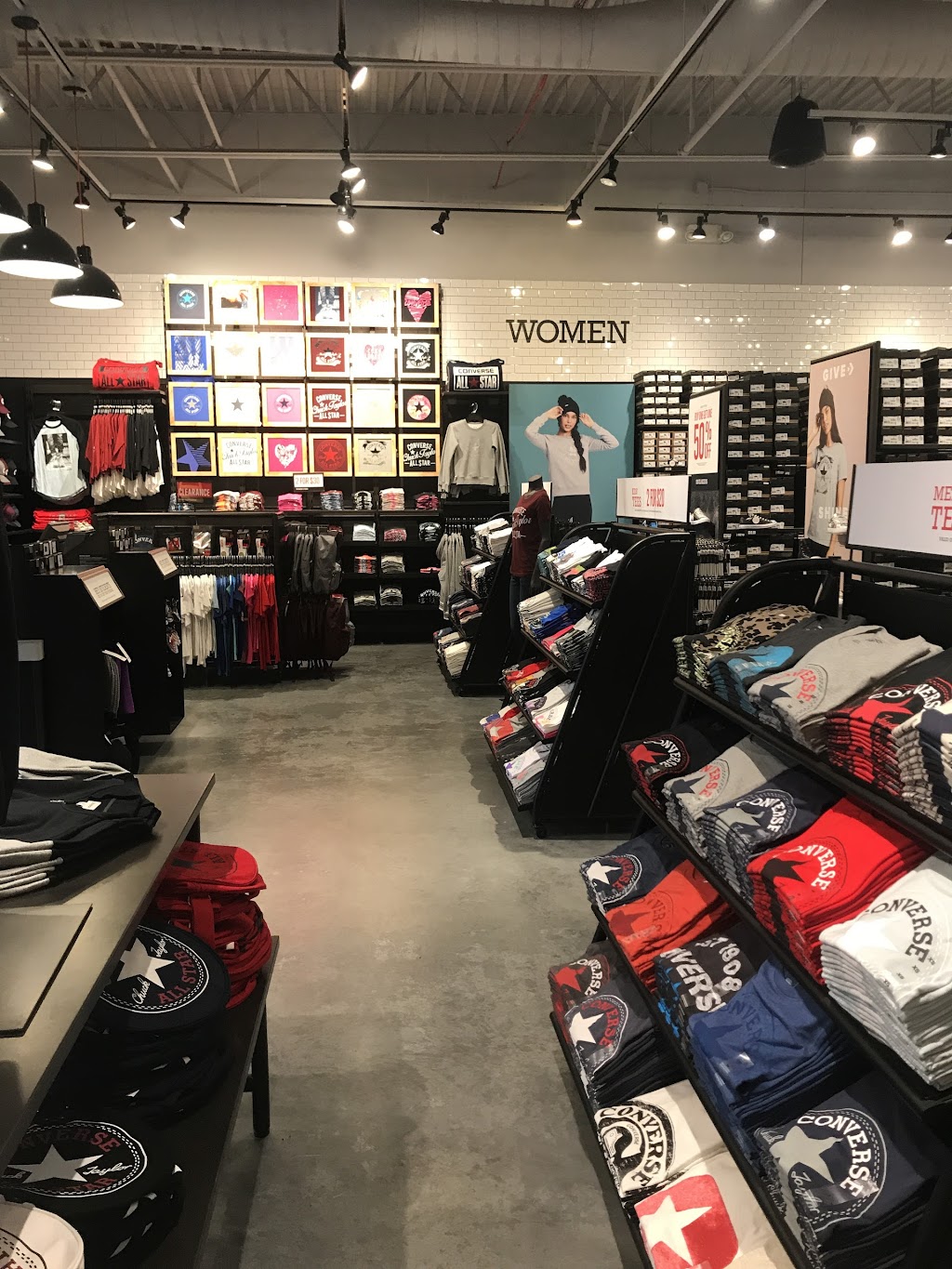 Converse Factory Store | 100 Premium Outlets Dr Suite 770, Blackwood, NJ 08012, USA | Phone: (856) 208-4154