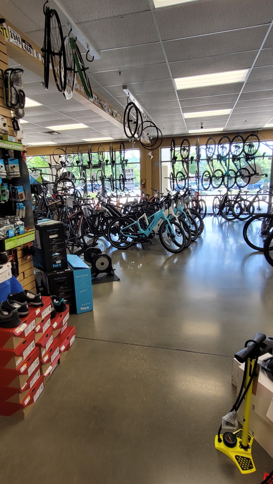 Bike Link of Hoover | 2766 John Hawkins Pkwy #104, Hoover, AL 35244, USA | Phone: (205) 985-0001