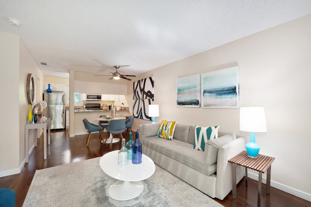 Hidden Oaks Apartments | 5979 Devecchi Ave, Citrus Heights, CA 95621, USA | Phone: (833) 204-7079