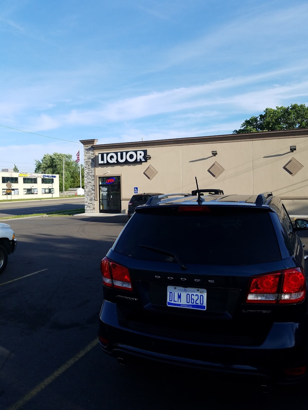 Rocky’s Liquor | 4178 Dix Hwy, Lincoln Park, MI 48146, USA | Phone: (313) 438-0671