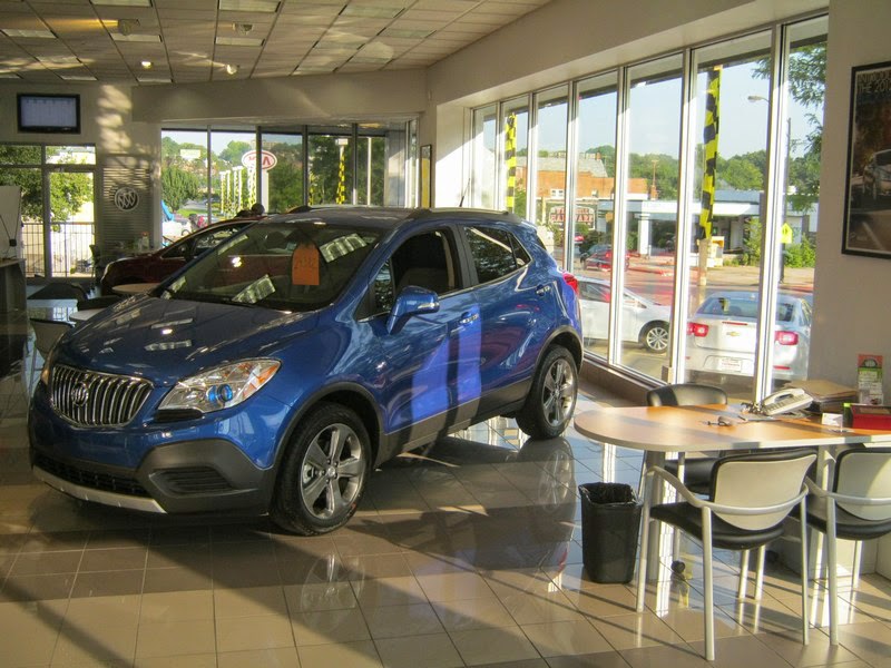 Van Devere Buick | 300 W Market St, Akron, OH 44303, USA | Phone: (330) 835-6589