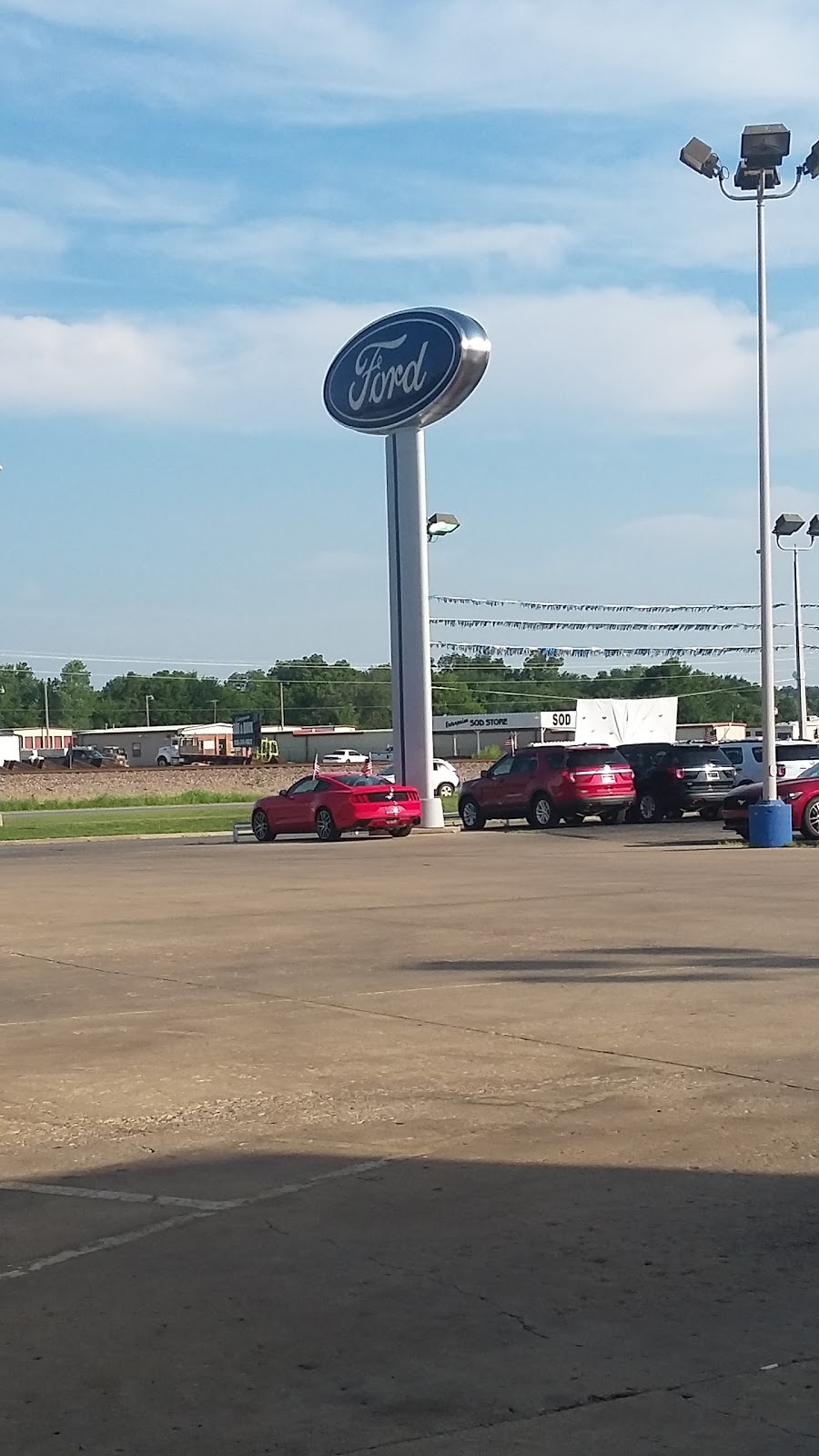 Jack Kissee Ford | 760 S Lynn Riggs Blvd, Claremore, OK 74017, USA | Phone: (918) 341-0101