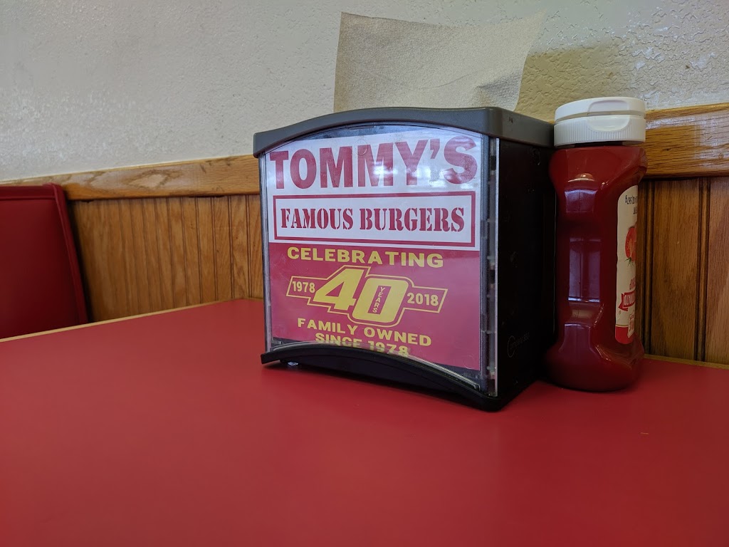 Tommys Famous Burgers | 117 University Ave, Lubbock, TX 79415, USA | Phone: (806) 763-5424