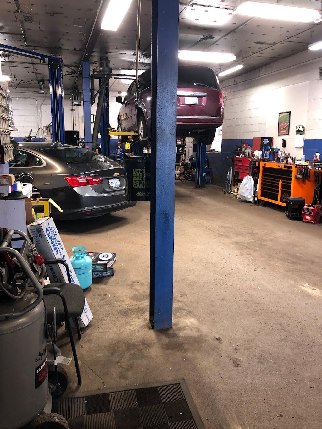 Mincheys Complete Auto Repair | 17208 E Thirteen Mile Rd, Roseville, MI 48066, USA | Phone: (586) 552-4498