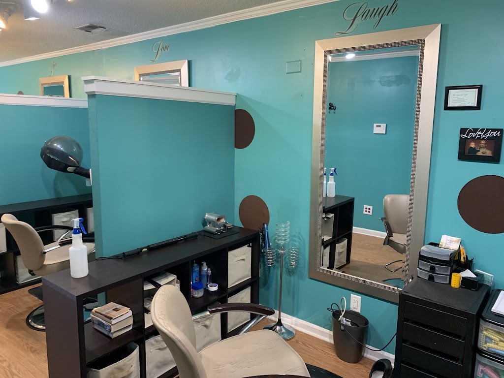 Fluff Salon & Co. | 2604 Carver St d, Durham, NC 27705, USA | Phone: (919) 477-6956