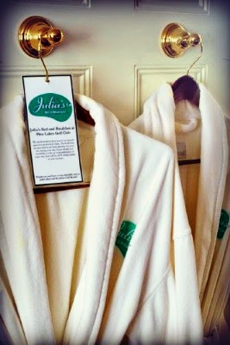 Julias Bed & Breakfast | 6219 W Liberty St, Hubbard, OH 44425, USA | Phone: (330) 534-1342