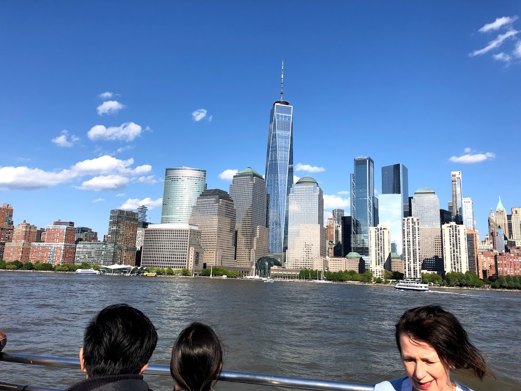 Circle Line Sightseeing Cruises | 83 North River Piers, W 42nd St, New York, NY 10036, USA | Phone: (212) 563-3200