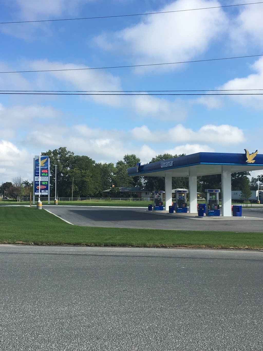 Ultramar | 5470 Walker Rd, Pelee Island, ON N0R 1L0, Canada | Phone: (519) 737-7086