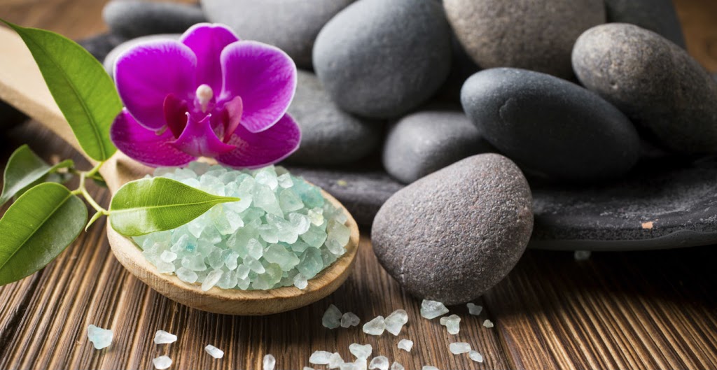 Lotus Massage Spa | 912 W 39th St, Kansas City, MO 64111, USA | Phone: (816) 835-7544