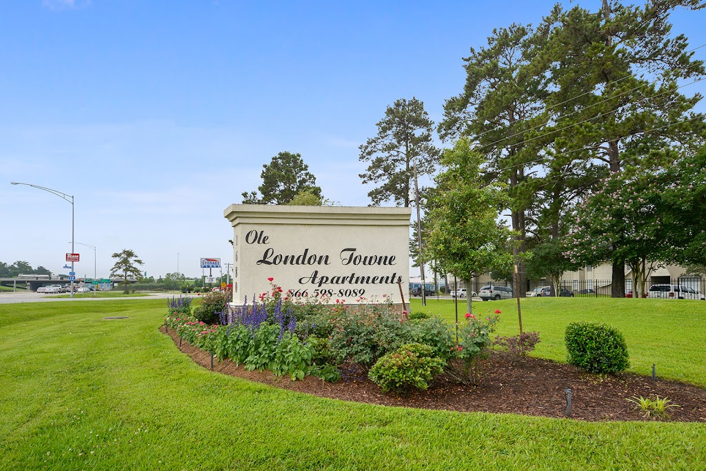 Ole London Towne Apartments | 1680 ONeal Ln, Baton Rouge, LA 70816, USA | Phone: (225) 341-4777