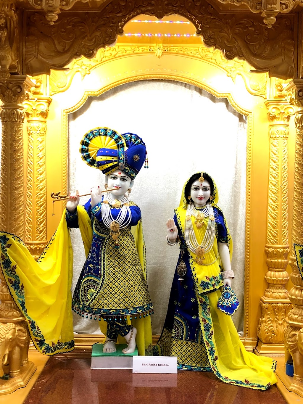 BAPS Shri Swaminarayan Mandir | 16 Computer Dr E, Albany, NY 12205, USA | Phone: (518) 489-1870