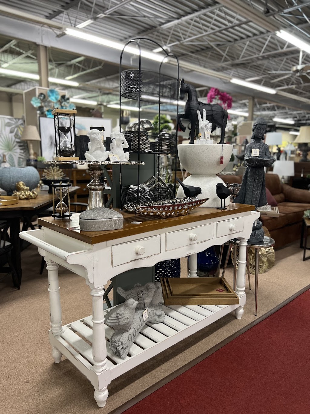 Dan River Antiques | 530 Monroe St, Danville, VA 24541, USA | Phone: (434) 791-4020