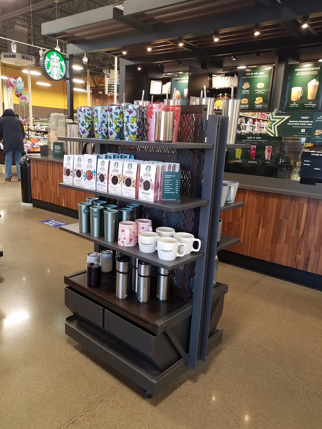 Starbucks | 1700 Cedar St, Fremont, OH 43420, USA | Phone: (419) 332-7985