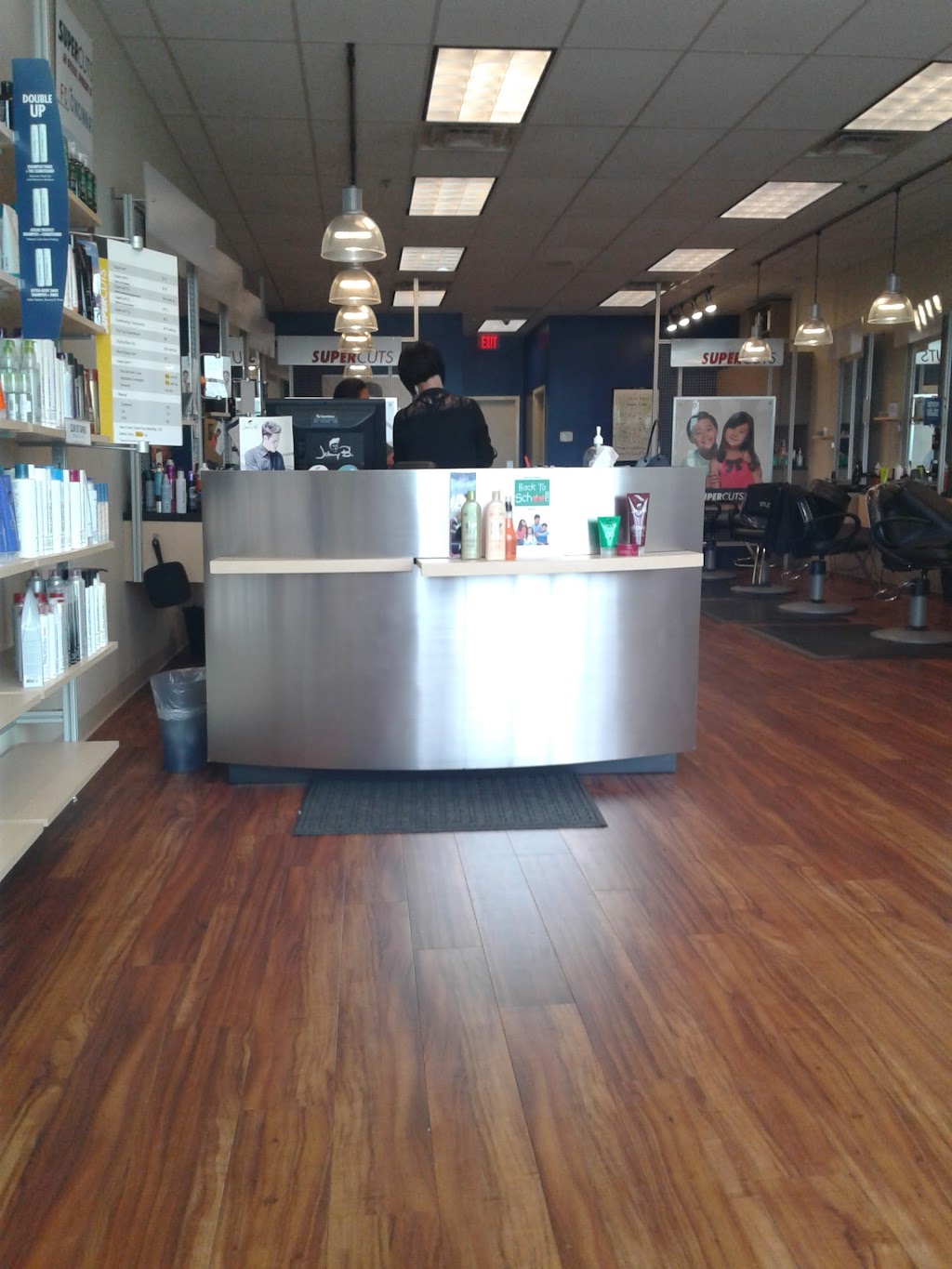 Supercuts | next to Kroger Marketplace, 10461 Harrison Ave, Harrison, OH 45030, USA | Phone: (513) 367-0100