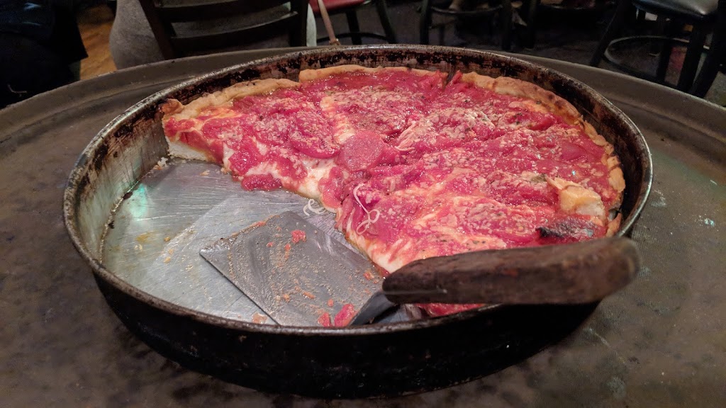 Lou Malnatis Pizzeria | 1436 S Milwaukee Ave, Libertyville, IL 60048, USA | Phone: (847) 362-6070