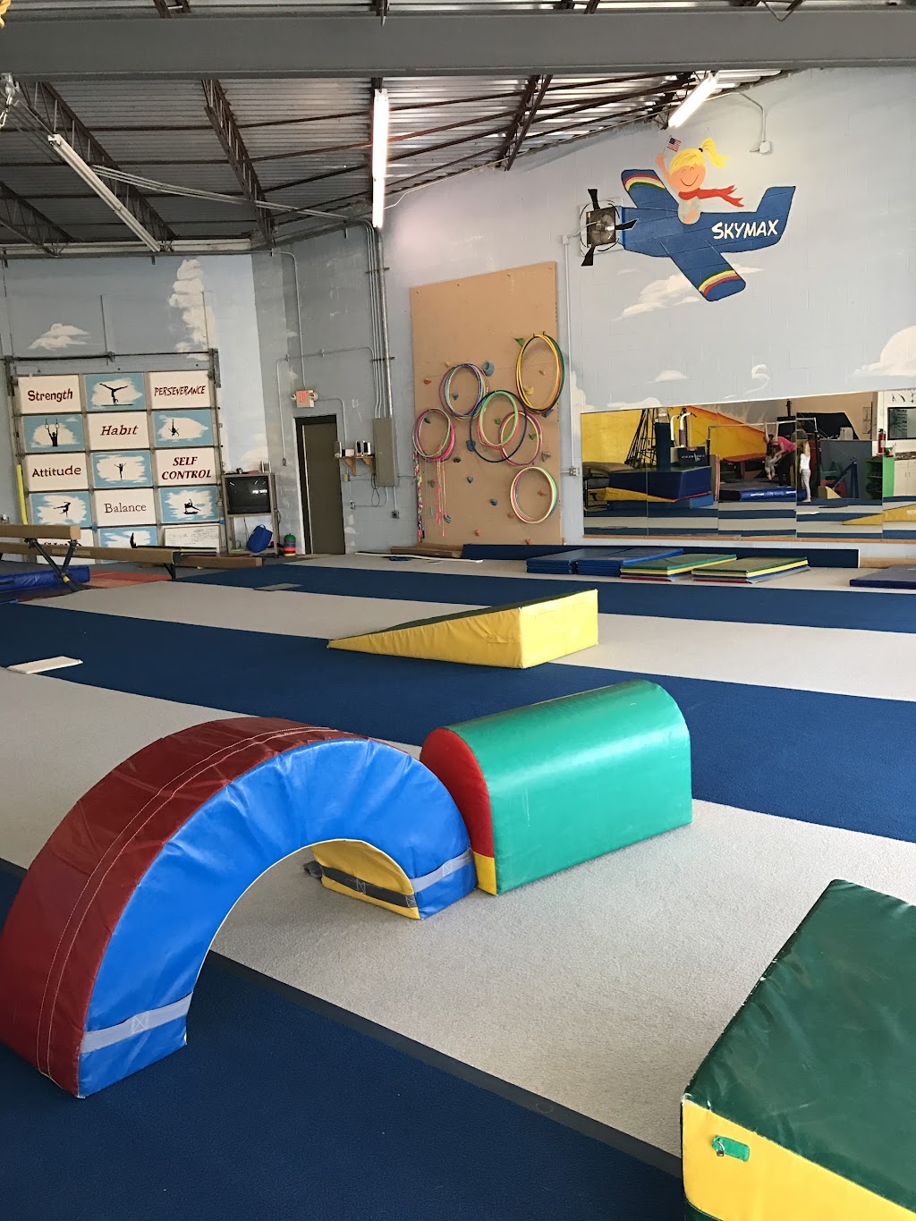 Skymax Gymnastics | 16241 Westwoods Business Park, Ellisville, MO 63021, USA | Phone: (636) 227-6949