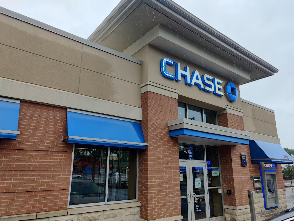 Chase Bank | 4385 Amboy Rd, Staten Island, NY 10312, USA | Phone: (718) 569-3186