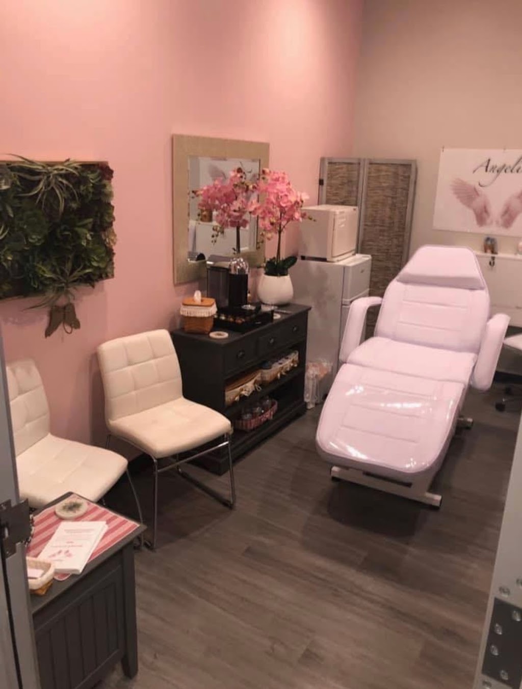 Angelic Ultra Spa | Sola Salon Studios, 95 Enterprise Ste 11, Aliso Viejo, CA 92656, USA | Phone: (818) 521-0901