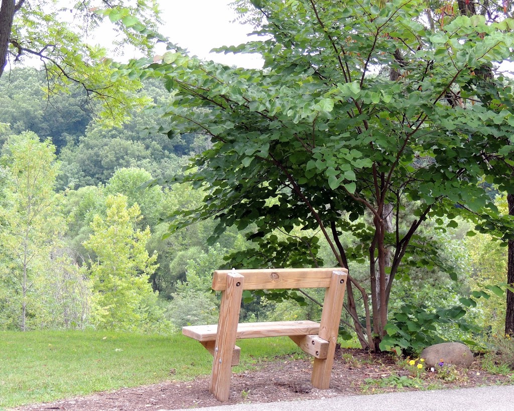 West Drive Scenic Overlook | 1 Metropolitan Park W, Hinckley, OH 44233 | Phone: (330) 278-2160