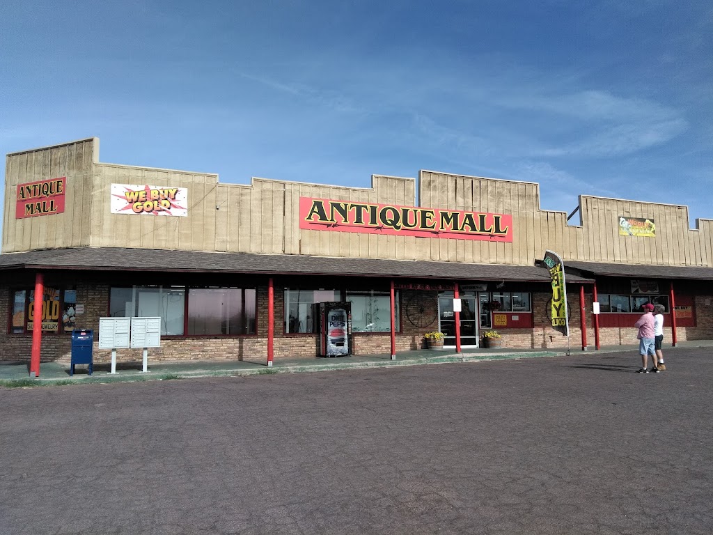 Patterns Of The Past Antique Mall | 300 W Apache Trail #101, Apache Junction, AZ 85120, USA | Phone: (480) 671-3566