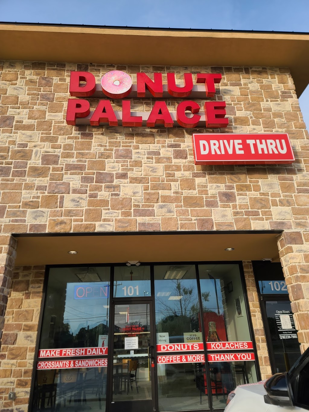 Donut Palace Potranco SA | 15122 Potranco Rd, San Antonio, TX 78253, USA | Phone: (210) 971-9978