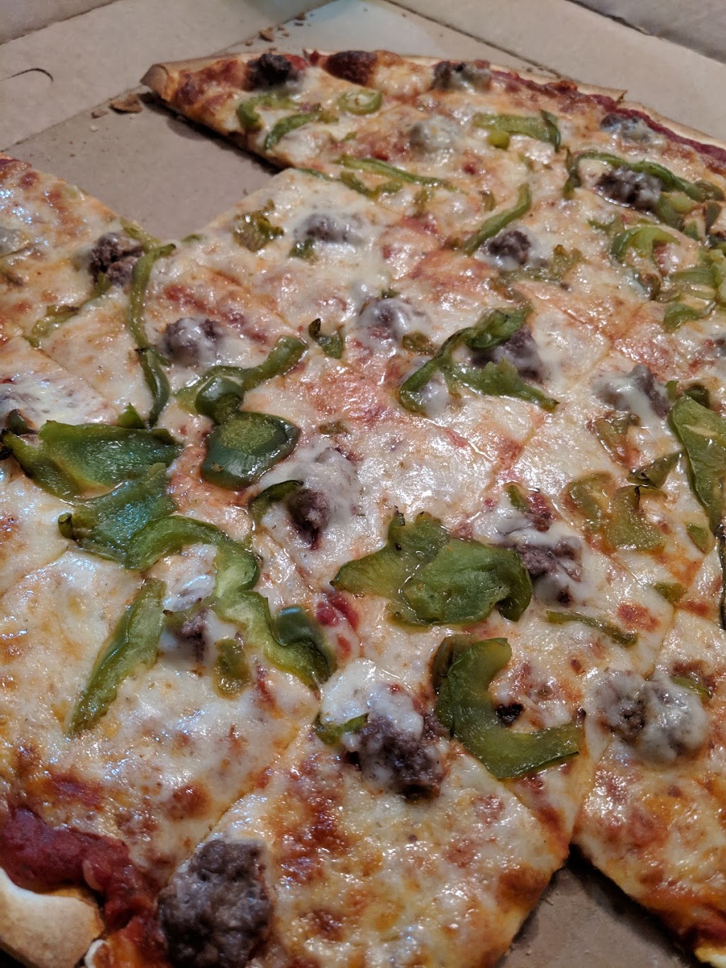 Chanticlear Pizza | 1262 E Moore Lake Dr E, Fridley, MN 55432, USA | Phone: (763) 571-9595