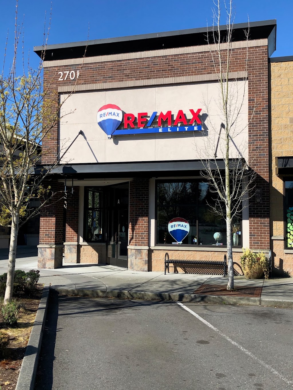 RE/MAX Elite | 2701 Bickford Ave Ste A, Snohomish, WA 98290, USA | Phone: (425) 212-9069