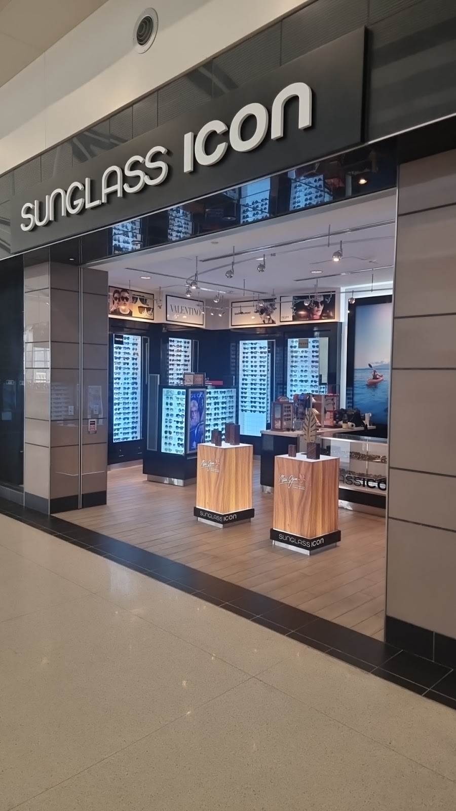 Sunglass Icon | McNamara Terminal, between Gates A61 and A63, Worldgateway Pl, Detroit, MI 48242, USA | Phone: (734) 941-4185