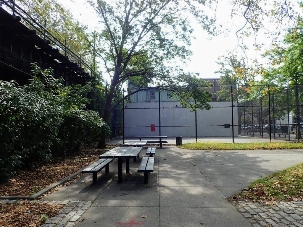 Elton Playground | Elton St, Brooklyn, NY 11208, USA | Phone: (212) 639-9675