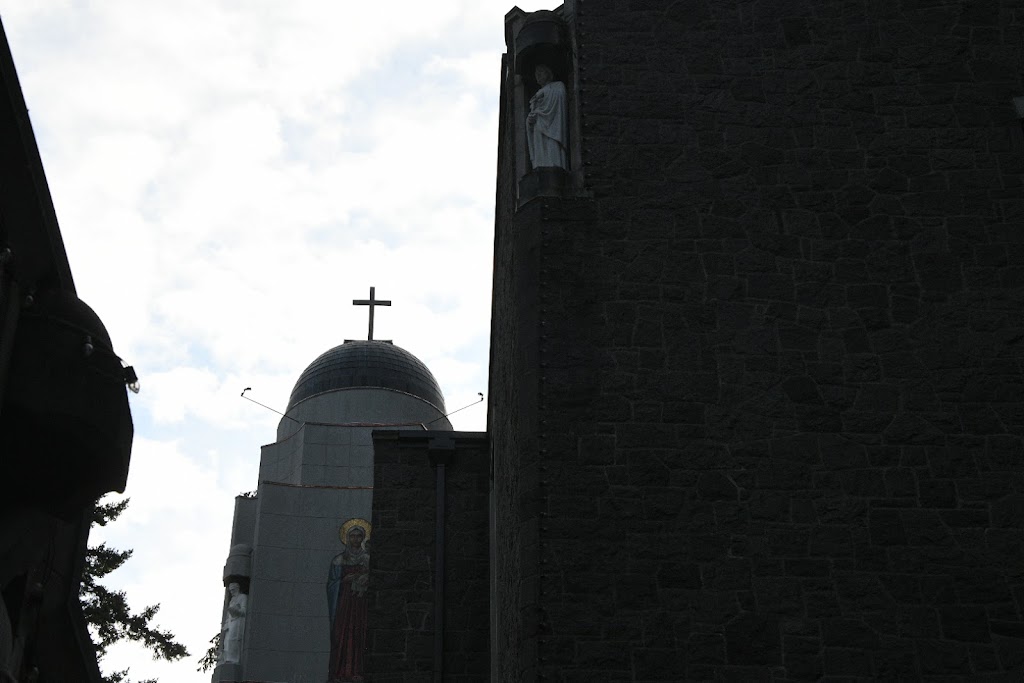 Chapel of Mary @ The Grotto | 8706-8838 NE Skidmore St, Portland, OR 97220, USA | Phone: (503) 254-7371