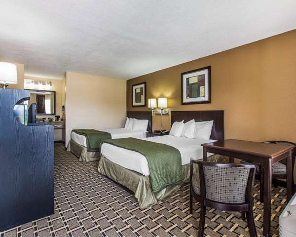 Quality Inn Kingsland | 111 Robert L Edenfield Dr Building A, Kingsland, GA 31548, USA | Phone: (912) 576-9400