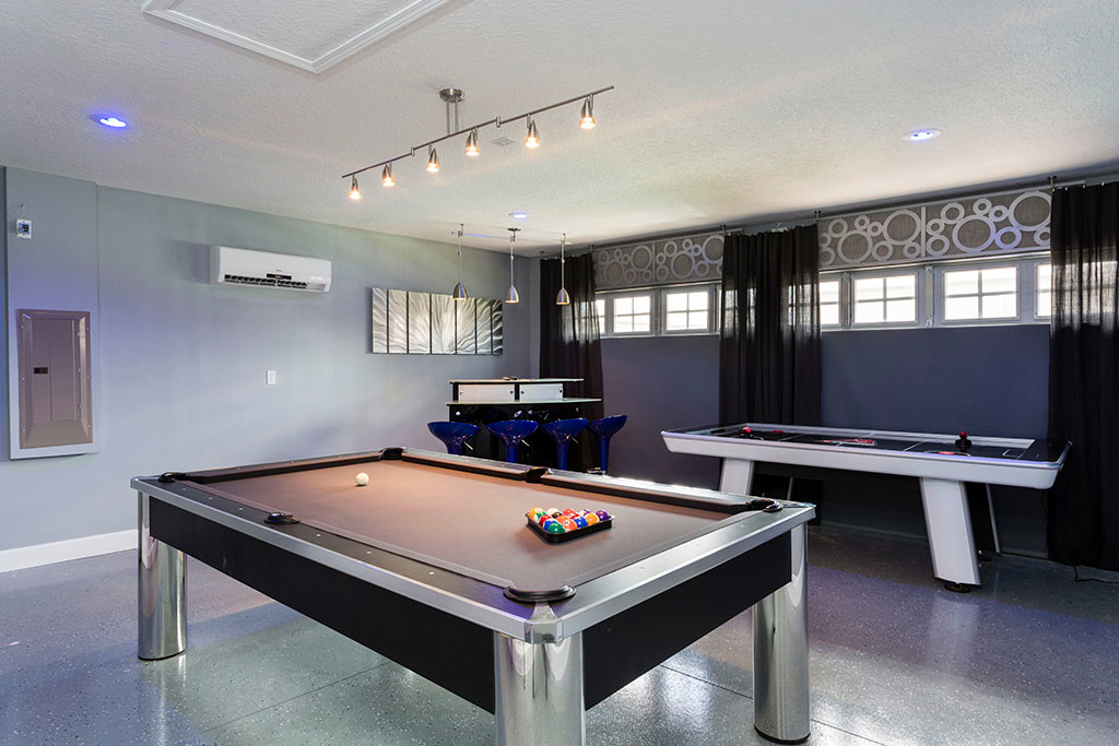 Luxury Champions Gate Villa | 1504 Moon Valley Dr, Davenport, FL 33896, USA | Phone: (407) 988-1050
