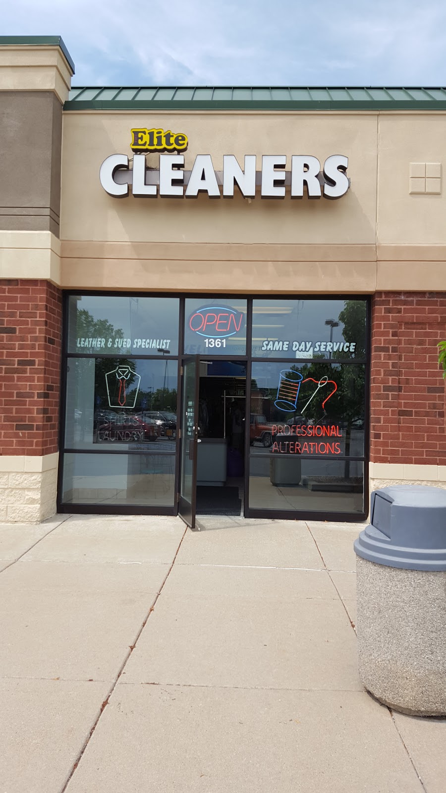 Elite Cleaners of Saline | 1361 E Michigan Ave, Saline, MI 48176, USA | Phone: (734) 944-2522