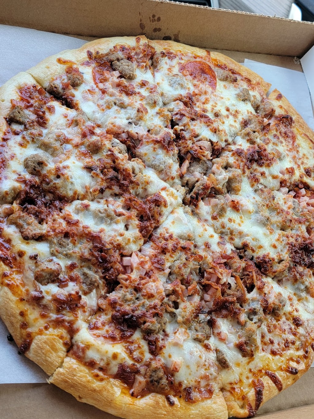 Hometown Pizza | 10 Main St, Louisville, NE 68037, USA | Phone: (402) 234-2019