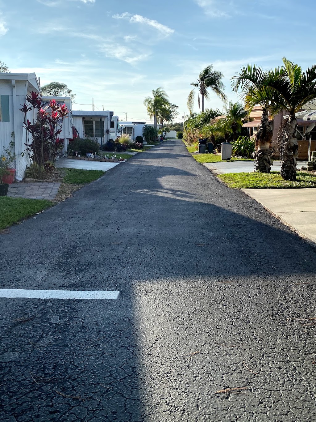 Royal Palms Mobile Home Park | 8705 S Tamiami Trail, Sarasota, FL 34238, USA | Phone: (941) 966-3364