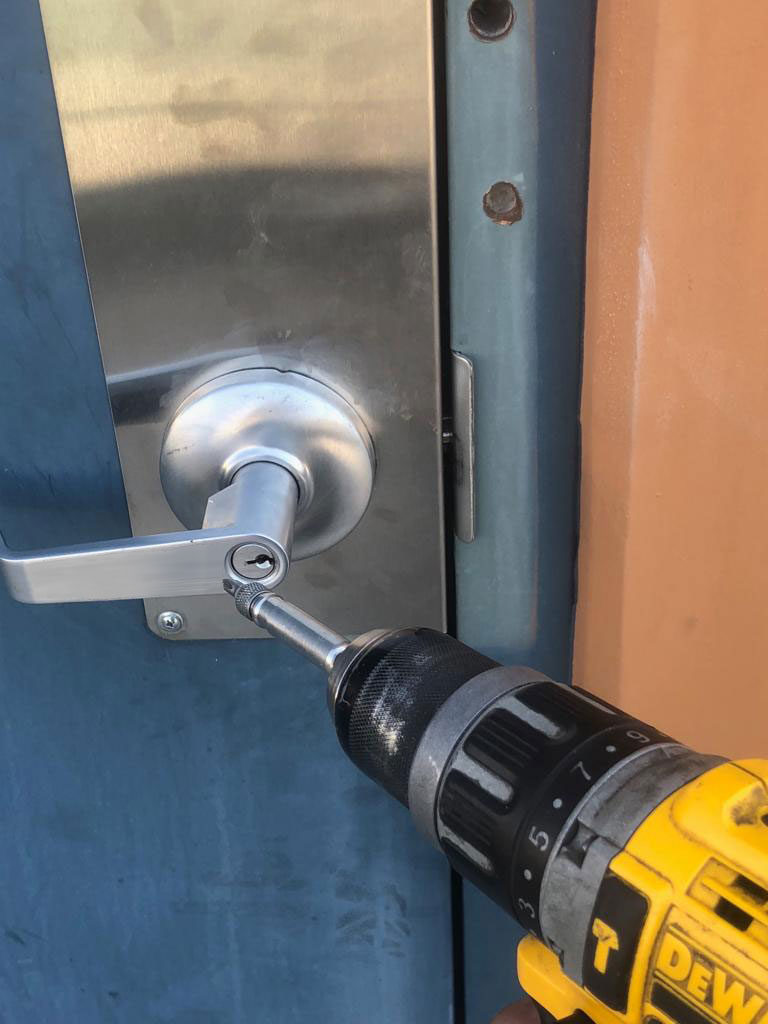 Locksmith Near Me, LLC | 1855 E Southern Ave UNIT 214, Mesa, AZ 85204 | Phone: (480) 418-7560