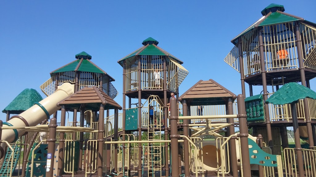 Friendship Park | 3380 Clarkston Rd, Lake Orion, MI 48362, USA | Phone: (248) 391-0304
