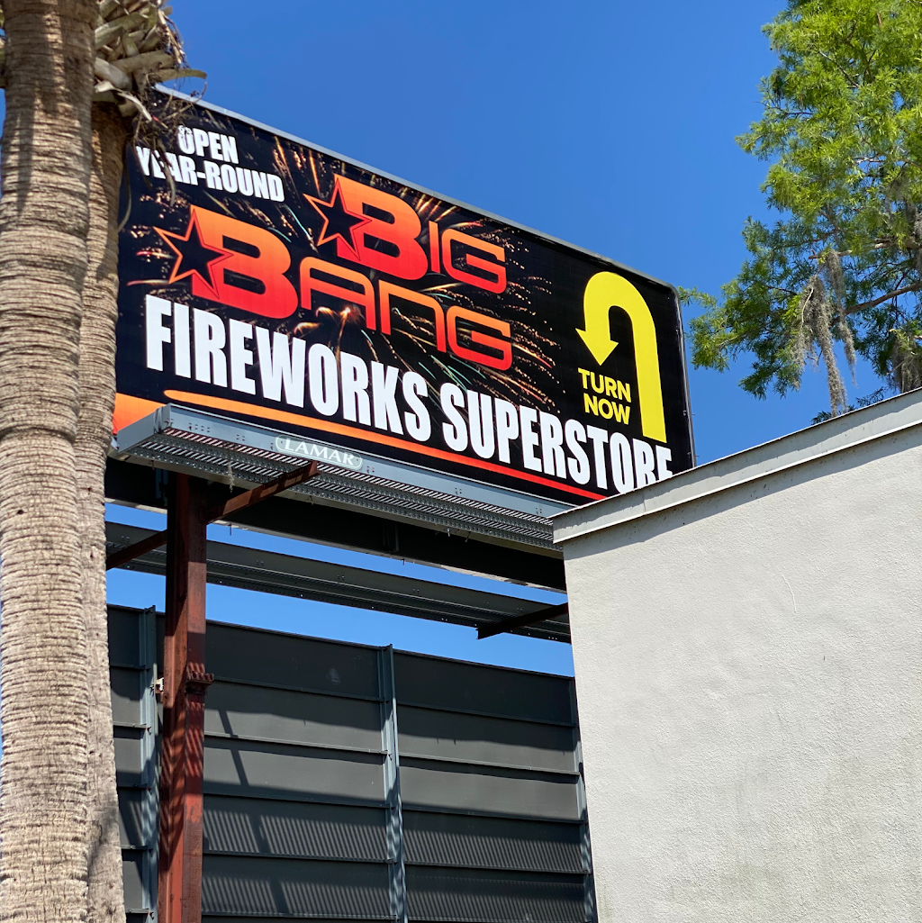 Big Bang Fireworks Leesburg Superstore Open Year Round | 1135 North Blvd E, Leesburg, FL 34748, USA | Phone: (888) 975-2264